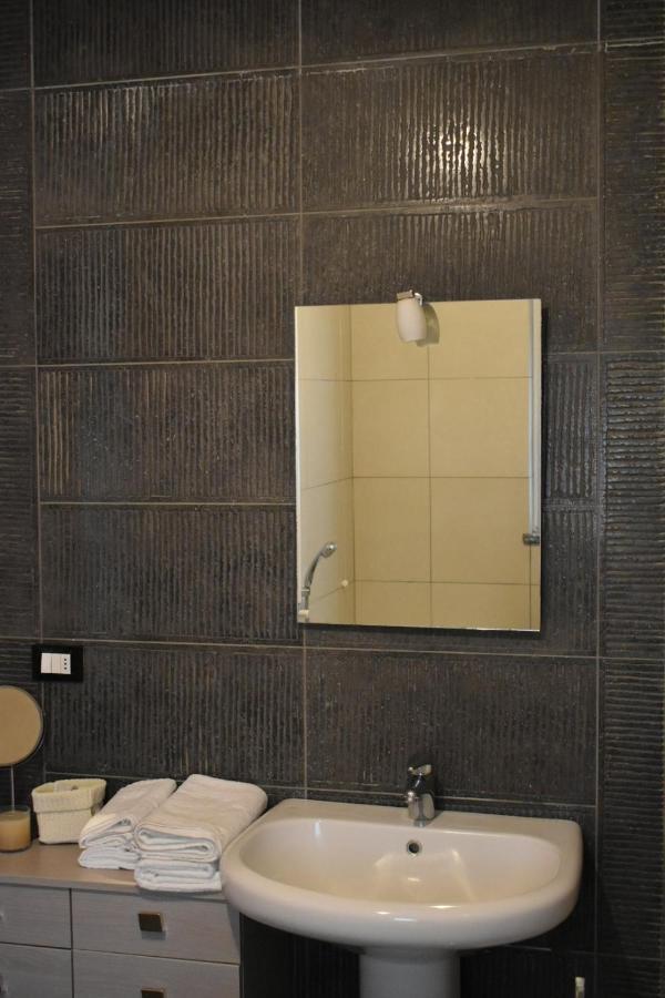 House Promenade Santa Giulia Apartment Milan Luaran gambar