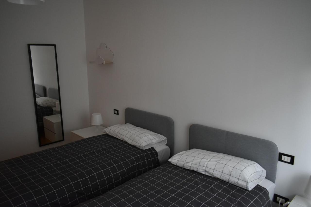 House Promenade Santa Giulia Apartment Milan Luaran gambar